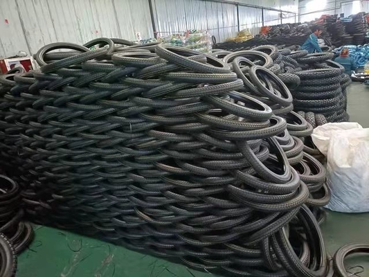Pneumatico da moto 17 pollici 60/100-17 6010017 60.100.17 Capacità di produzione 5000 pezzi al giorno