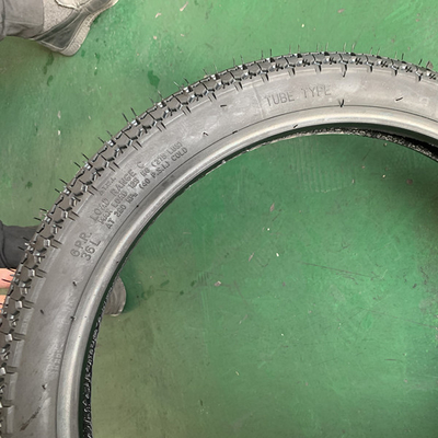 Pneumatici per motocicli 2.25-16/2.50-17/2.50-18/225-19 Alta capacità e per il mercato africano