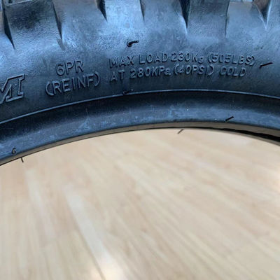 Ban Motor 80/100 21 Pneumatici per motociclette con e contenuto di gomma del 35%-55% nel porto di Qingdao