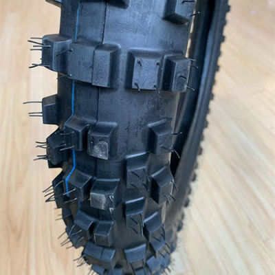 Ban Motor 80/100 21 Pneumatici per motociclette con e contenuto di gomma del 35%-55% nel porto di Qingdao