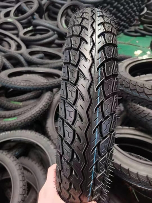 Pneumatici e tubi senza tubi da moto da 17 pollici Contenuto di gomma del 40% Tempo di consegna 25-30 giorni