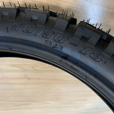 Pneumatici per moto 90/90-18 a prezzi accessibili con involucro e contenuto di gomma del 35%-55%