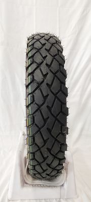 Capacità di produzione 5000 pezzi al giorno 110/90 16 pneumatici per moto senza tubi con involucro