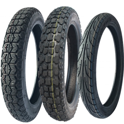 Pneumatici per motociclette 17 pollici Motociclette con design approfondito Capacità di produzione 5000 pcs al giorno