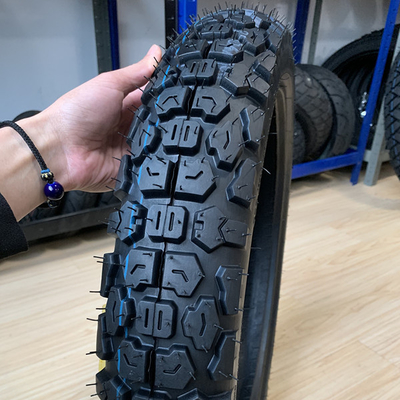 35%-55% di contenuto di gomma Pneumatici grassi offroad Motociclo 90 90 18 e con involucro