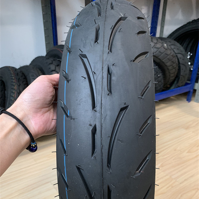 Deep Design pneumatico Shinko moto 130/70-17 per il design del battistrada profondo