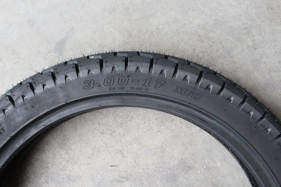 300x17 6PR/8PR Pneumatici per motocicli da 3,2 a 3,4 kg con capacità di peso da 3,2 a 3,4 kg