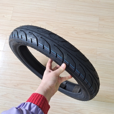 35%-55% Contenuto di gomma 90/90-17 TL Pneumatico per motociclette per la certificazione ISO9001