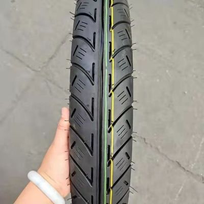 Pneumatici per motociclette del porto di Qingdao per 90/90-18 110/90-16 90.90.18 pneumatici