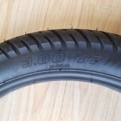 3.00-17 Pneumatici di gomma naturale per motociclette