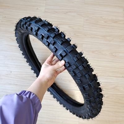 80/100-21 Pneumatici di gomma naturale per motociclette Il perfetto equilibrio tra prestazioni e durata