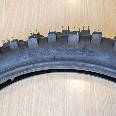 80/100-21 Pneumatici di gomma naturale per motociclette Il perfetto equilibrio tra prestazioni e durata