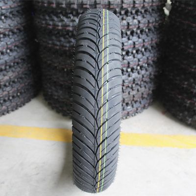 120/70-12 120/70/12 120 70 12 Pneumatico per motociclette da corsa con contenuto di gomma compreso tra il 35% e il 45%