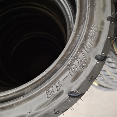 120/70/12 130/70/12 130/60/13 gomma moto scooter pneumatico senza tubi 1207012 1307012