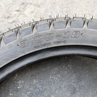 S Best of Black Tire Casing 3.00-18 per ricambi di gomma per autoveicoli pneumatici per motocicli