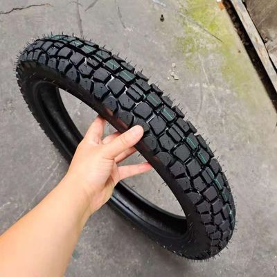 Pneumatici per motocicli 2.75-17 Casco pneumatico senza tubi con tecnologia avanzata