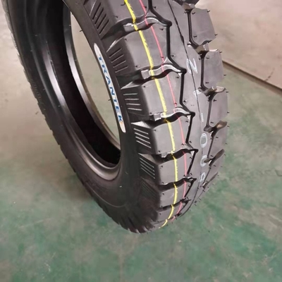 Pneumatici per motociclette da carico nel porto di Qingdao 450 12 con 35%-55% di gomma
