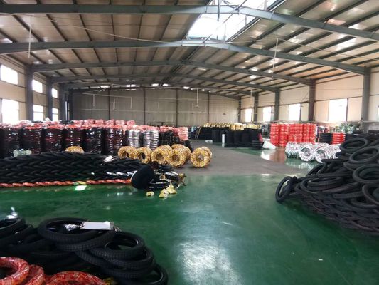 Fat Tire Mid Drive Motor Motocicletta elettrica con 10000W di potenza e 70/100-17 Dimensioni del pneumatico