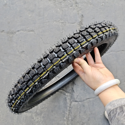 250x17 Pneumatici da moto con 10,5 resistenza alla trazione e design profondo