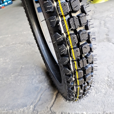 250x17 Pneumatici da moto con 10,5 resistenza alla trazione e design profondo