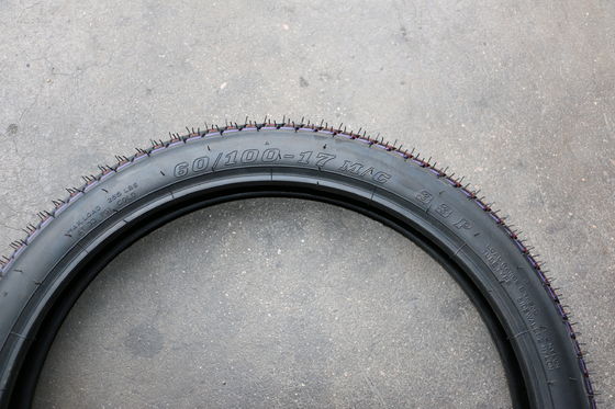 Fornitura del porto di carico di Qingdao 60/100-17 70/100-17 Pneumatici per motocicli con casin pneumatici
