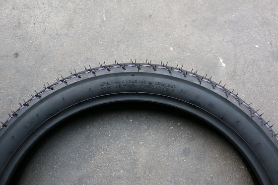 Fornitura del porto di carico di Qingdao 60/100-17 70/100-17 Pneumatici per motocicli con casin pneumatici