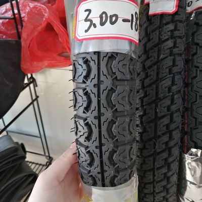 Casco diretto per pneumatici 3.00 18 Pneumatici per motociclette 300-18 con 35%-55% di gomma