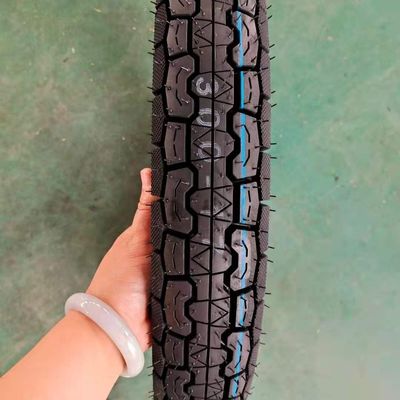 Carico del porto di Qingdao 300X17 Pneumatici Firestone Motociclo con durata di vita estesa
