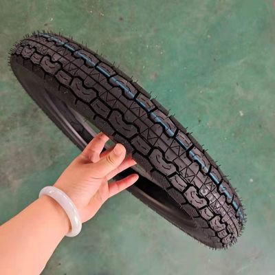 Carico del porto di Qingdao 300X17 Pneumatici Firestone Motociclo con durata di vita estesa
