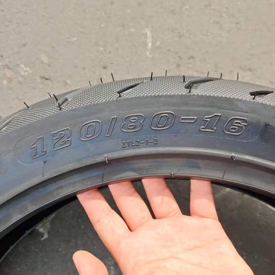Tempo di consegna entro 25 giorni Casco pneumatico per motociclette 120/80-16 120/90-16 130/80-16