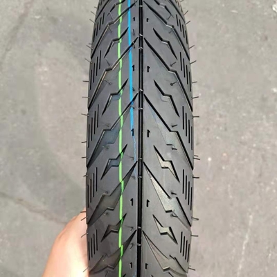 35%-55% di contenuto di gomma pneumatici per motocicli senza tubi 100/80-14 90/80-14 con lunga durata