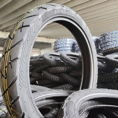 Sostituzione/riparazione di pneumatici da moto 90/90-18 con capacità produttiva di 5000 pezzi al giorno