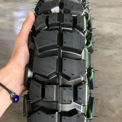 460-18 Pneumatici per motocicli con tensione 10,5 e consegna entro 25 giorni