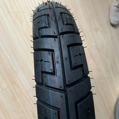 Super gomma pneumatica per moto 90/90/18 con capacità produttiva di 5000 pezzi al giorno