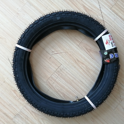 Mercato africano 3.00-17 Pneumatici per motociclette Pneumatici senza tubi con 35%-55% di gomma