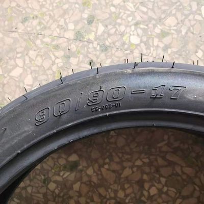 Pneumatico da moto nero di gomma rotonda per moto Porto di Qingdao Consegna entro 25 giorni