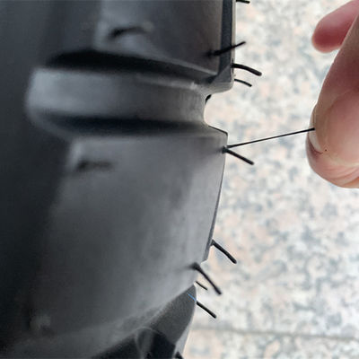 Pneumatici per motocicli da carico nel porto di Qingdao 130/90-10 per altri sistemi di carrozzeria per motocicli