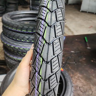 Pneumatici senza tubi per motocicli Tubo 17/2.75 2.75-17 275 17 Contenuto di gomma 35%-45% Pneumatici a modello