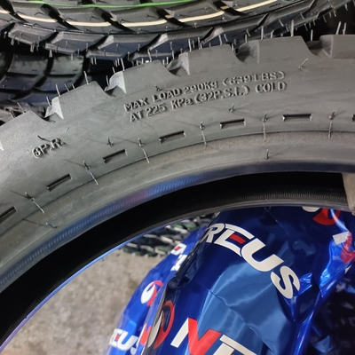 Super 110/90-16 110/90-17 Pneumatici per motocicli adatti a tutte le condizioni meteorologiche