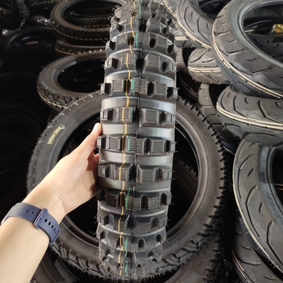 110/90-16 Pneumatici per motociclette mrf 110 90 16 per acquirenti del Medio Oriente 35%-45% Contenuto di gomma