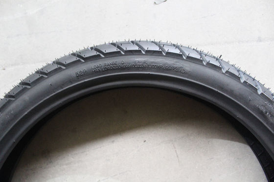 Top 90/90-18 90/90/19 pneumatici per moto senza tubi con tecnologia e design giapponese