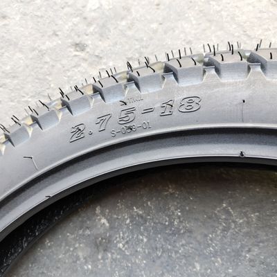 Pneumatici per motocicli pesanti 2.75-18 per 20000 KM Vita di lavoro Tempo di consegna entro 25 giorni