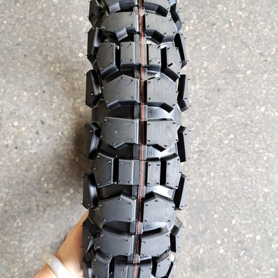 Pneumatici per motocicli 120/90-18 fabbricati nel porto di Qingdao