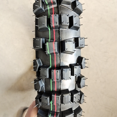 410-18 Pneumatici per motocicli fuoristrada provenienti dal porto di Qingdao e 4,8 kg