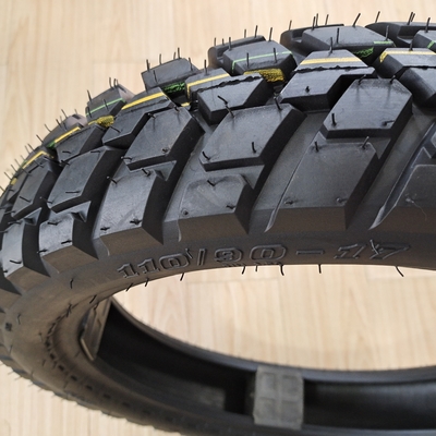 Pneumatici per motocicli 3.00-18 35%-55% Contenuto di gomma Tempo di consegna entro 25 giorni