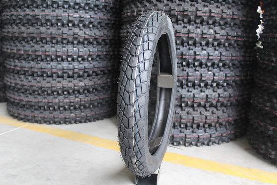 Buoni pneumatici da moto 80/90-16 Taiwan Ply rate 6PR/8PR carico QTY/40'HQ 13000PCS