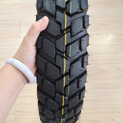 20000 KM Pneumatici per motociclette 110/90-17 TL per il porto di Qingdao