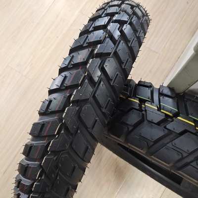 Mercato africano Pneumatici senza tubi per motocicli 100/90-17 con e 5000 pcs produzione giornaliera