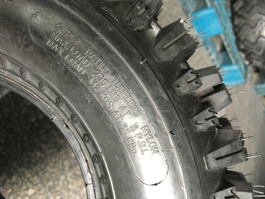 20x11-9 Pneumatici per tutti i terreni Capacità di carico 132kg Contenuto di gomma 35%-45%