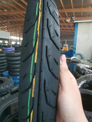 Prezzi accessibili 70/80-17 70 80 17 Pneumatici senza tubi per motociclette con certificazione ISO9001